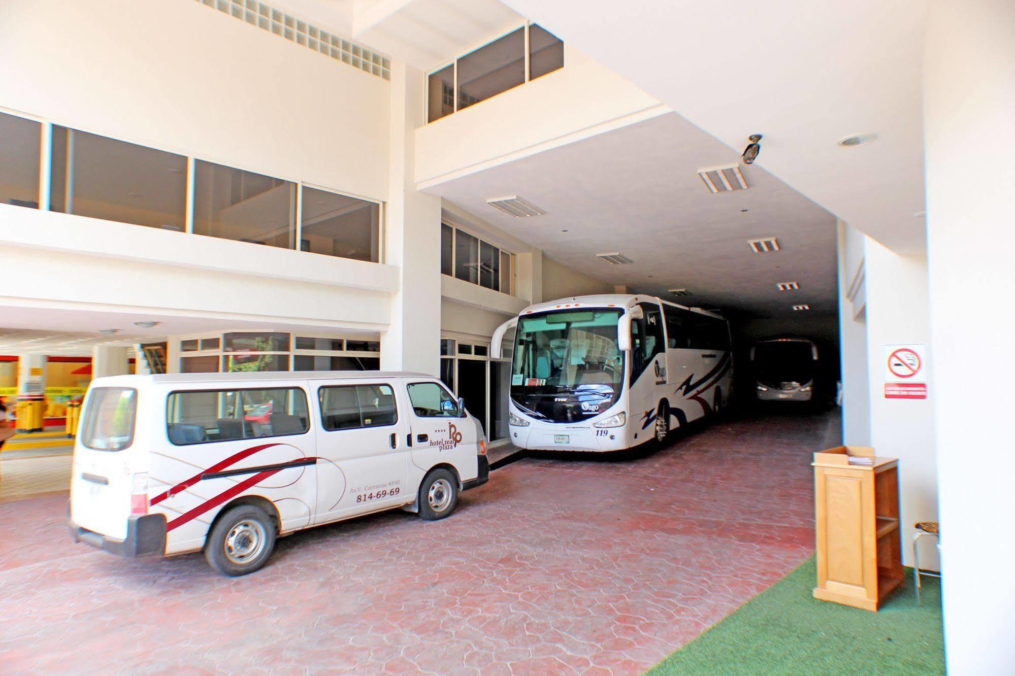 Hotel Real Plaza Aguascalientes Exterior foto